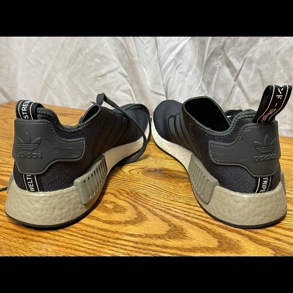 Adidas Men’s Size 13 NMD R1, Carbon Cargo - Picture 6 of 6
